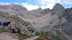 Neimenovano 1